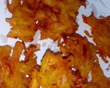 A picture of step 8 of Noodles Pakory.