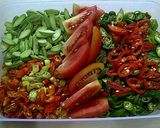 Foto langkah ke 4 dari resep Oseng Pete-Tongkol Mercon.