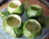 Foto del paso 1 de la receta: Calabacín relleno al horno