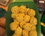 Foto langkah ke 4 dari resep Bola-bola tahu sayur crispy for kids frozen.