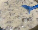 A picture of step 4 of Biscuits and Sausage Gravy.