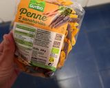 Foto del paso 6 de la receta: Penne de zanahorias sin gluten con salsa de anchoas y calamar