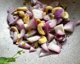 A picture of step 2 of Methi Malai Matar.