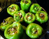 Foto del paso 5 de la receta: PIMIENTOS Rellenos con Arroz de ayer y otras cosas...!