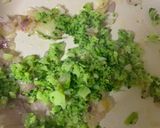 A picture of step 3 of Broccoli Nutty Soup.