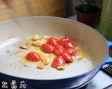 鮮蝦番茄義大利麵。的食譜步驟2照片