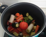 Foto del paso 2 de la receta: Crema de verduras con secreto