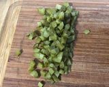 Une image de l'étape 6 de Nids de jeunes poireaux sauce cornichons oignons.