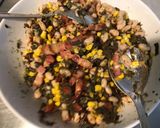 Une image de l'étape 11 de Salade aux deux haricots,maïs,lard fumé et tomates séchées.