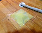Foto del paso 8 de la receta: Ravioli de wonton con brandada, calabaza y salvia