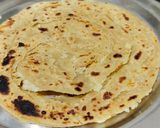 ગાર્લિક લચ્છા પરાઠા (Garlic Lachcha PAratha Recipe In Gujarati) રેસીપી સ્ટેપ8ફોટો