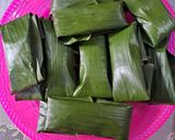 Foto langkah ke 6 dari resep Ketimus/Lemet Singkong Gula Merah |steamed brown sugar cassava cake.