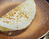 Foto del paso 6 de la receta Tortilla de jamón y queso con membrillo en tortita