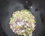 A picture of step 2 of Kerala upma.
