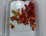 Foto langkah ke 3 dari resep Kering tempe pedas manis aroma jeruk.