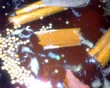 A picture of step 4 of Sig's Fruit and Spices Relish.