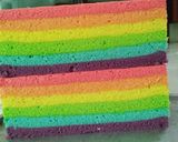 Foto langkah ke 8 dari resep Steamed Rainbow Cake aka Rainbow Cake Kukus.
