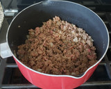 A picture of step 2 of Spaghetti.
