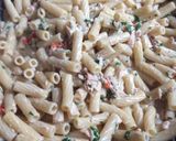 Foto del paso 2 de la receta: Mostaccioli con crema de leche y atún