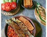 Foto langkah ke 7 dari resep Gammi (Sambal) Ikan Belanak Dan Tempe Goreng.