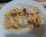 Foto del paso 2 de la receta: Pollo en crema con elote y flor de calabaza