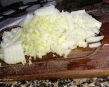 Foto del paso 2 de la receta: Salsa roja con carne