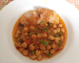 Foto del paso 10 de la receta: Garbanzos con lomos de merluza