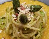 Foto del passaggio 4 della ricetta Spaghetti con asparagi e crema di datterini gialli