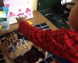 Foto langkah ke 13 dari resep Cake Ultah (Construction Theme).