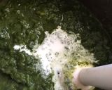 Foto del paso 2 de la receta: Crema de espinacas y zapallo italiano