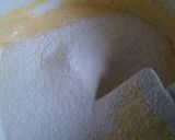 Foto langkah ke 3 dari resep Zebra Butter Cake.