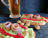Foto del paso 6 de la receta: Tostas de paté de guisantes