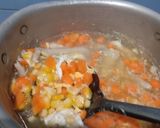 Foto langkah ke 5 dari resep Sup Ayam Jagung.