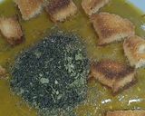 Une image de l'étape 5 de Potage de pois cassé aux croûtons.