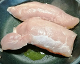 Foto del paso 2 de la receta: Solomillo de pavo con salsa de cebolla