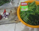 Foto langkah ke 1 dari resep Cah kangkung ladziidzun.