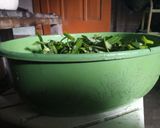 Foto langkah ke 1 dari resep Oseng Kangkung Saos Saori Saos Lada Hitam.