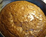 Foto del paso 6 de la receta: Brownie con dulce de leche, crema y frutillas
