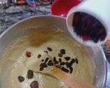 A picture of step 4 of Fruity Almond Muffins.