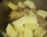Foto del paso 4 de la receta: Fricasé de pollo con crema de su misma salsa