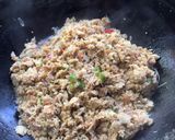 รูปขั้นตอนการทำที่ 2 ของ กุ้งจ่อมผัดไข่