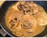 Foto del paso 4 de la receta: Lomo de cerdo con salsa de champiñones