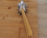 Foto del paso 1 de la receta: Chipirones con Espaguetis al Pesto