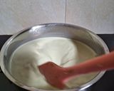 Foto langkah ke 3 dari resep Crackers Ice Cream Bar.