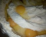A picture of step 4 of Vanilla cupcakes.