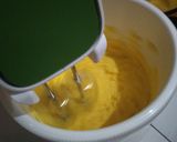Foto langkah ke 2 dari resep Kue Semprit Susu 3 Bahan.