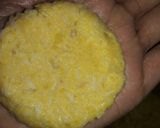 A picture of step 4 of Stuff rice balls.