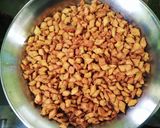 नमकिन शंकरपाळी (namkeen shankarpali recipe in marathi) रेसिपी स्टेप 4 फोटो 