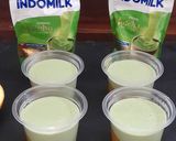 Foto langkah ke 5 dari resep Orange & Milky Matcha Pudding in Cup.