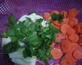 Foto langkah ke 1 dari resep Sop bakso.